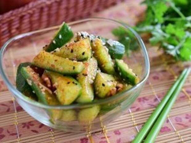 Огурцы по-корейски. Очень вкусно и быстро!