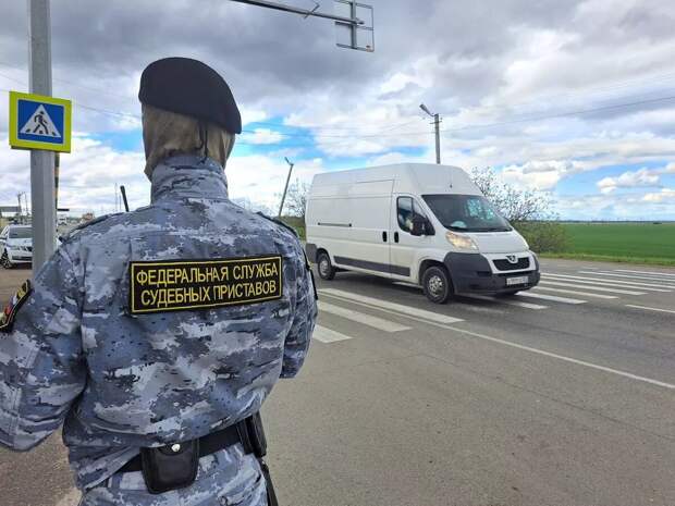 Житель Краснодара чуть не лишился автомобиля из-за долгов в 5 млн рублей