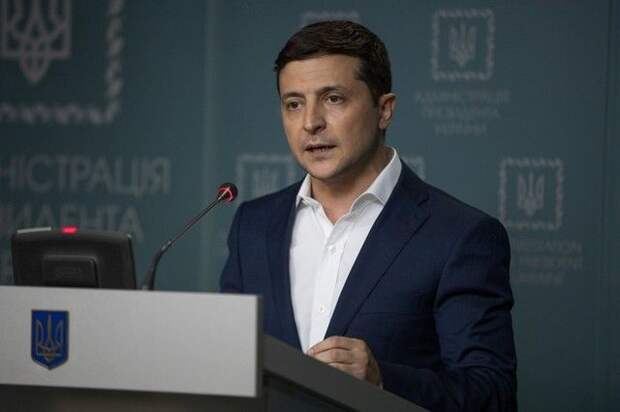 Зеленский созвал совещание с силовиками по поводу ситуации в Донбассе