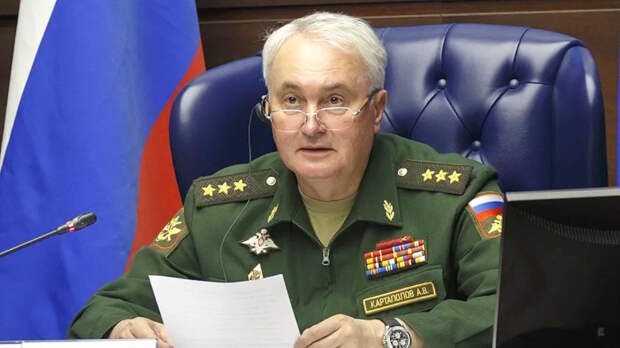 Картаполов объяснил крупнейший за 9 лет призыв в армию