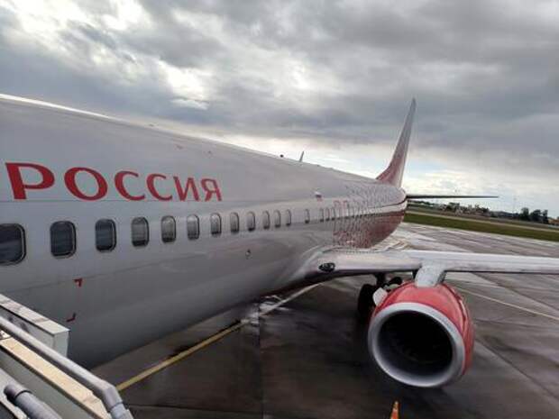 Ночная атака дронов: в аэропорту Сочи задерживаются 19 рейсов на вылет, 20 — на прилёт