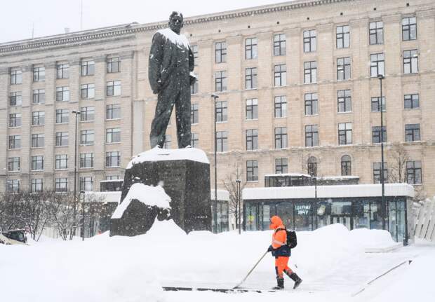 Пик снегопадов в Москве спрогнозировали