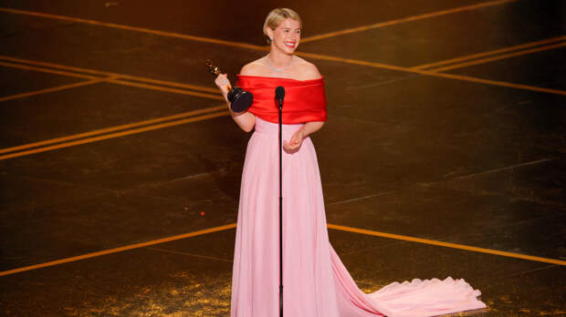 «Оскар» за лучшую женскую роль получила актриса Джесси Бакли