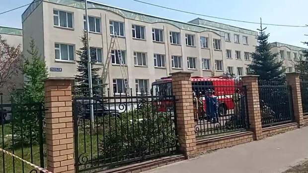Мать школьницы из Казани рассказала, как учительница спасла детей