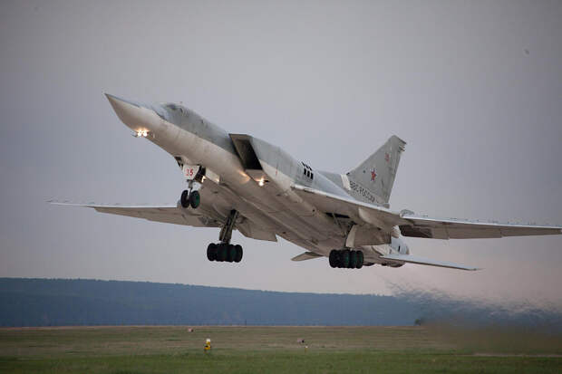 Mash: названа предварительная причина падения Ту-22М3 в Ставропольском крае