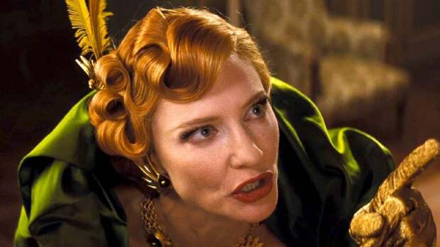 Cate-Blanchett-is-the-The-Evil-Stepmother-in-CINDERELLA