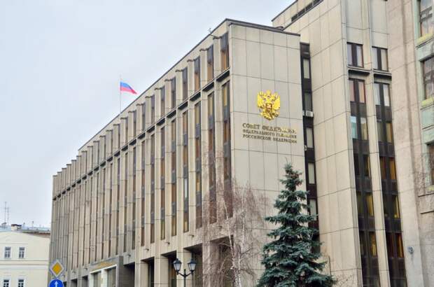 В СФ поступило обращение президента об использовании вооруженных сил за рубежом В СФ поступило обращение президента об использовании вооруженных сил за рубежом