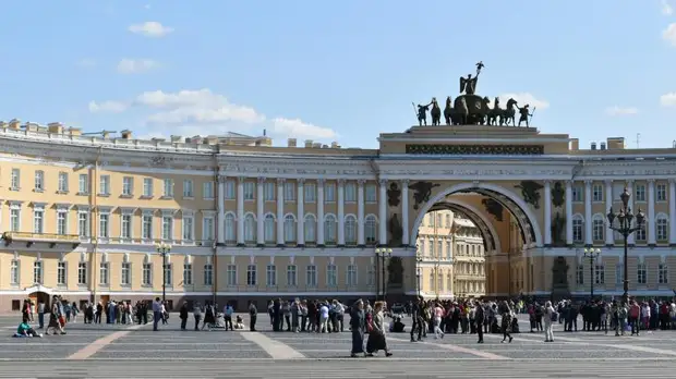 Петербуржцев ждут прохладные июль и август