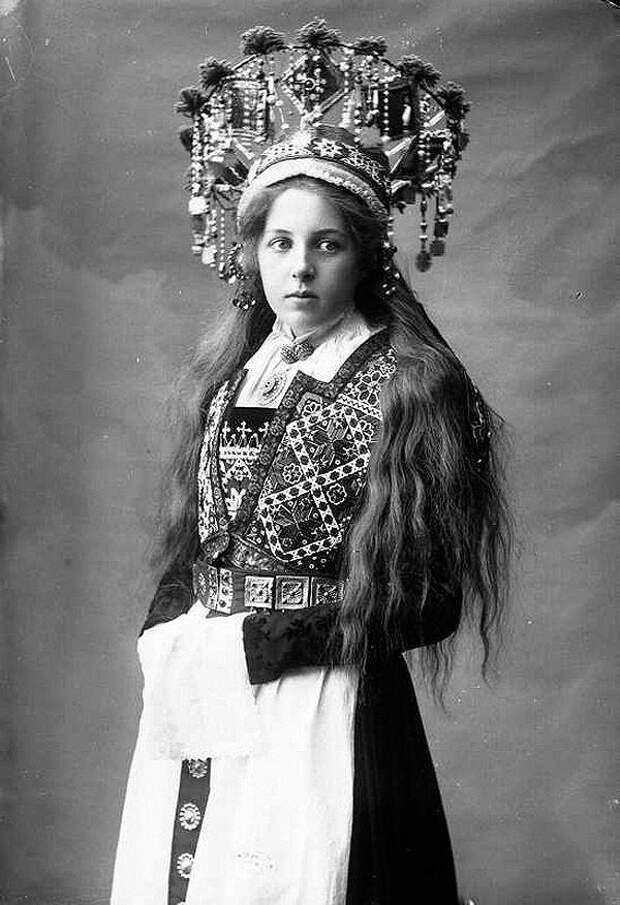 Фотография: Сказочные наряды норвежских невест 1870-1920-х годов №4 - BigPicture.ru