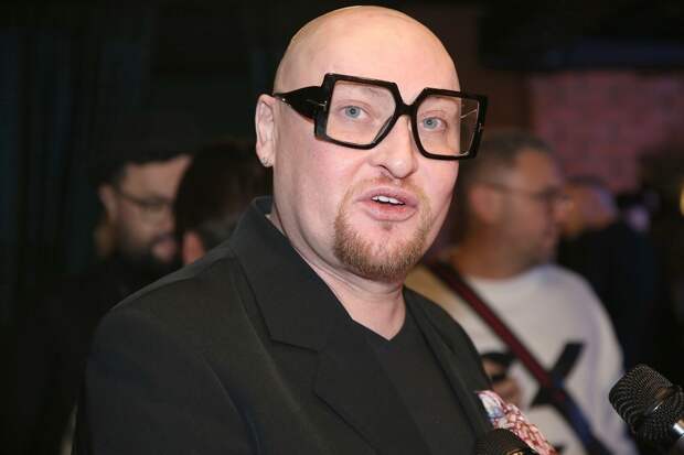 «Бесконечно уважаю»: певец Шура честно высказался об отношении к Пугачевой