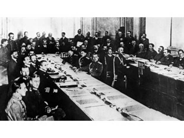 Брестский мир: Украинский флаг не помог. Немцы двинулись в Крым