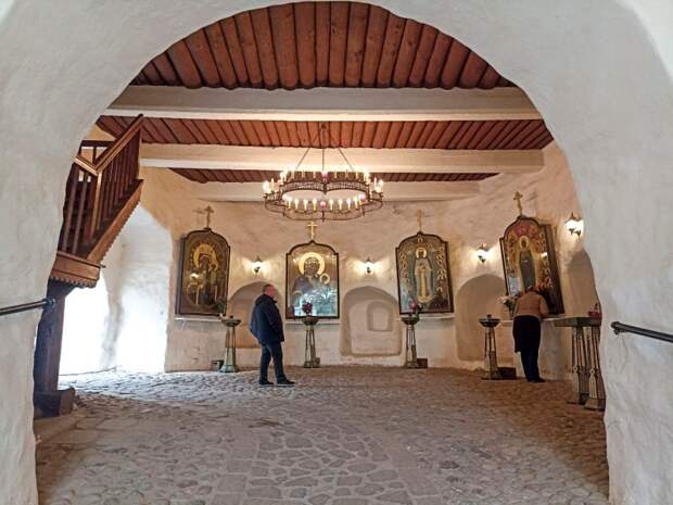 Удары по храму в Тегеране: священник РПЦ напомнил о каре вплоть до четвертого колена