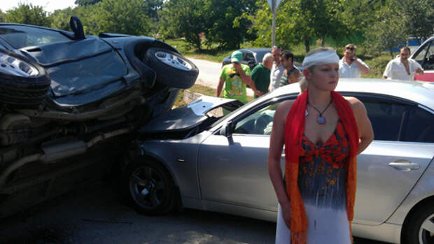 Анастасия ВОЛОЧКОВА попала в аварию.