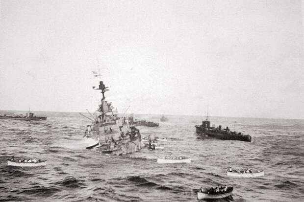 Battle-of-Jutland-1916  Великобритания почтила память погибших в Ютландском сражении моряков Battle of Jutland 1916