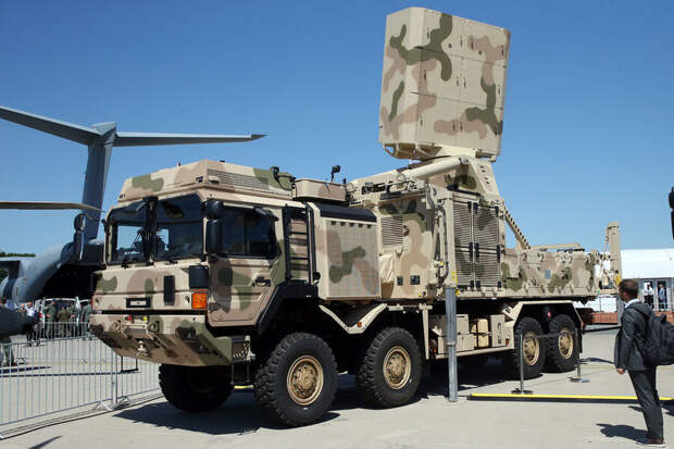 «Русский «Старлинк» уже помогает громить натовскую технику, – эксперт