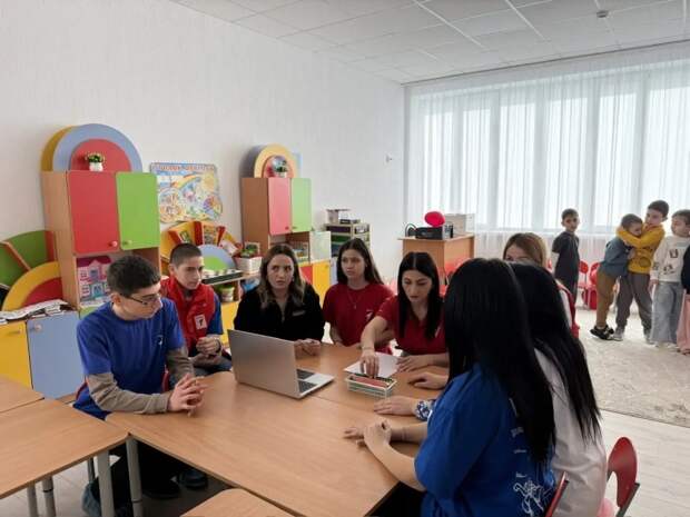 Активисты "Движения первых" х. Мамацева стали наставниками для дошкольной первичной организации движения