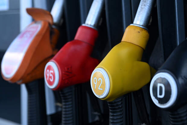 Цены на бензин в России перешли к снижению