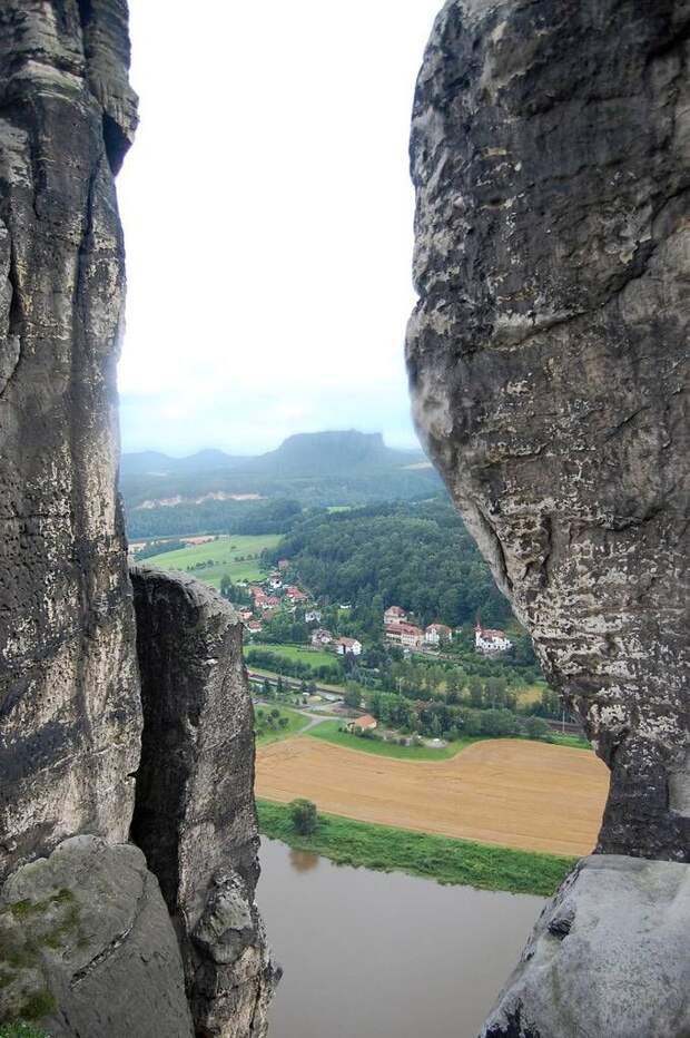 Бастай каменный бастион Саксонии Bastei02 Бастай каменный бастион Саксонии