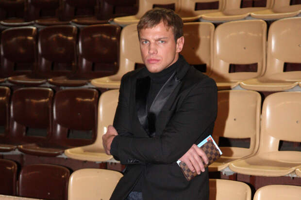 Победителя «Танцев со звездами» Леденева отпустили под подписку о невыезде