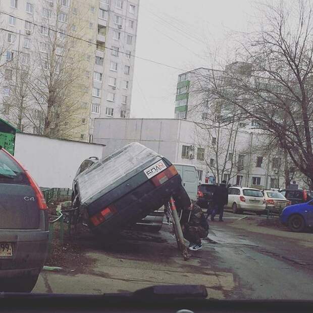Купи машину, говорили мне друзья... Она экономит время... Купи машину, говорили мне друзья... Она экономит время... прикол, своя атмосфера, юмор