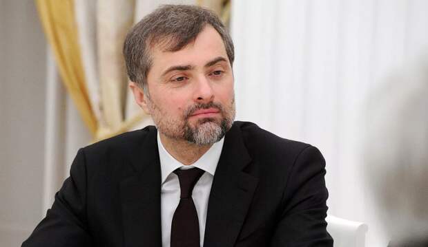 Почему Зеленский считает Суркова врагом Украины