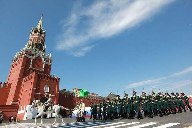 File:2010 Moscow Victory Day Parade-11.jpeg