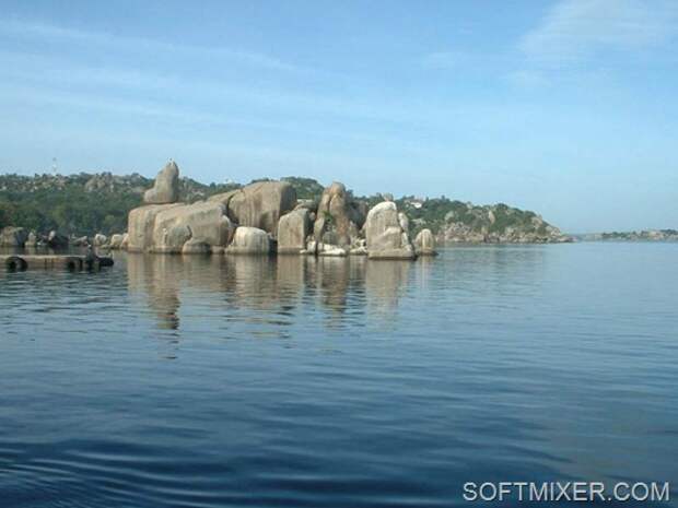 south_africa_221120120544_1