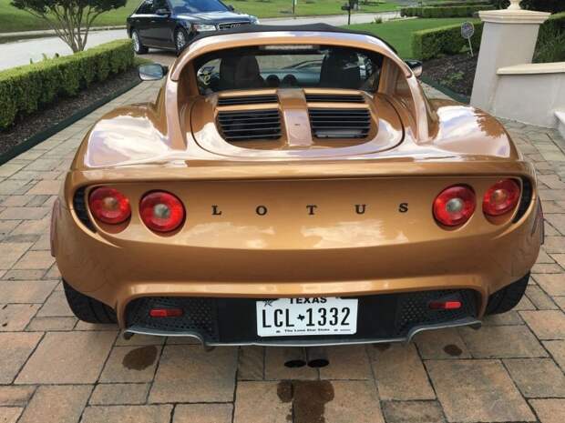 Страховая компания списала Lotus Elise в тотал из-за небольшой царапины на бампере lotis, lotus elise, автмобили, авто, найдено на ebay, продажа авто, страховая компания, царапина