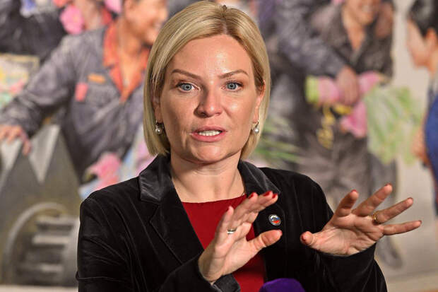 В Минкульте прокомментировали отмену концертов российских артистов в Европе