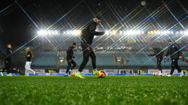 «Краснодар» опубликовал фотографии игроков с их мамами в честь праздника