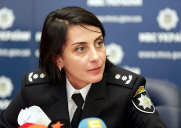Геращенко обвинил Деканоидзе в развале полиции и кадровом кризисе