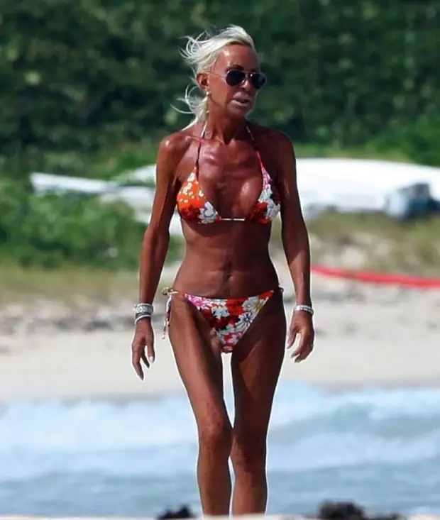 Наряды не в тему , или когда со вкусом туго.