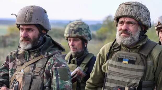 «Мне 36, солдатам 56-59», – укро-комбриг рассказал, как пытается взбодрить дряхлеющих подчиненных
