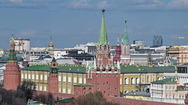 Синоптик Позднякова: яркого неба в Москве пока не будет