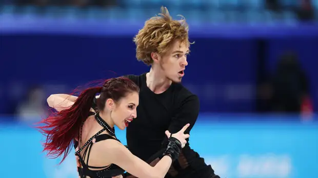 Дэвис и Смолкин занимают четвёртое место в ритм-танце на ОИ перед четвёртой разминкой