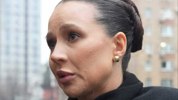 Беременная блогер Лерчек продолжит участвовать в судебных заседаниях