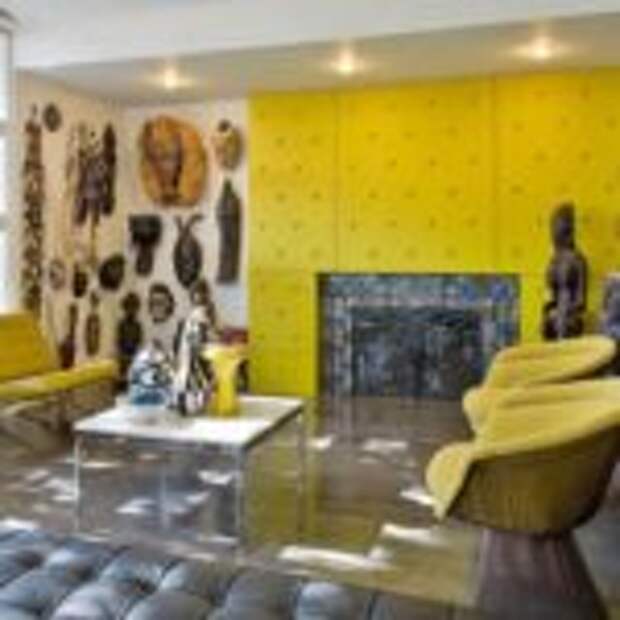 Интерьер современной гостиной в африканском стиле
