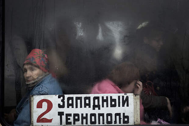 A crowded bus in Tiraspol on 10 November 2009 ,Tiraspol is the capital and administrative centre of the de facto independent Pridnestrovian Moldavian Republic (Transnistria). 