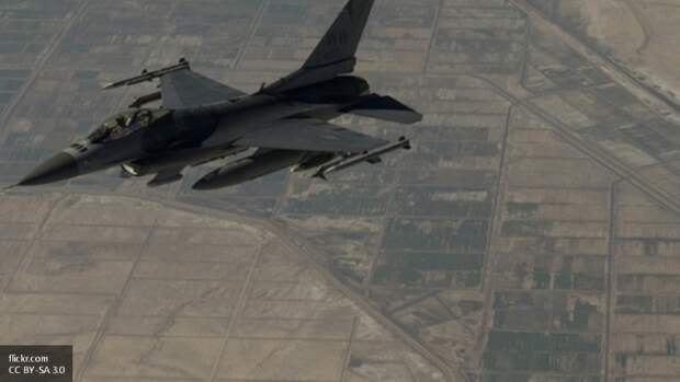 Два истребителя F-16 разбились после столкновения в небе над Джорджией