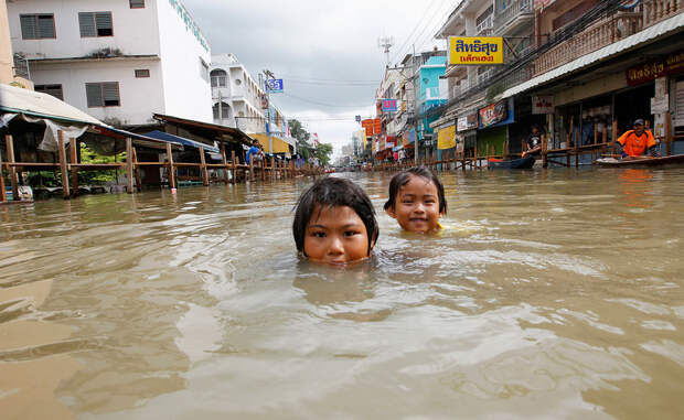 s t01 RTR2R6LH Сильнейшее наводнение в Таиланде