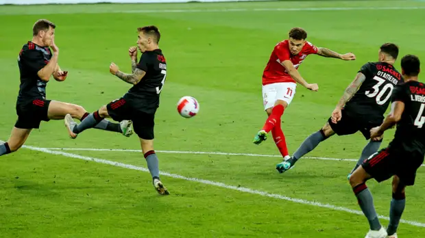 «Бенфика» открыла счёт в матче со «Спартаком»