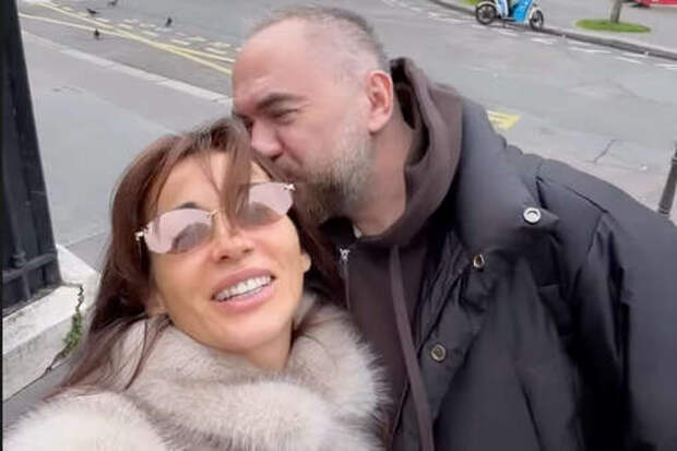 Телеведущая Анфиса Чехова улетела в Париж вскоре после свадьбы с Златопольским