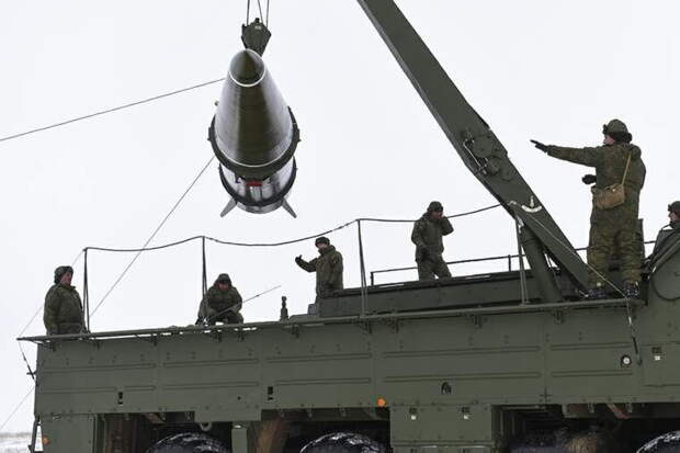 «Спокойной ночи, европейские партнёры»: Express испугался прямых угроз РФ ударами по заводам дронов в Англии