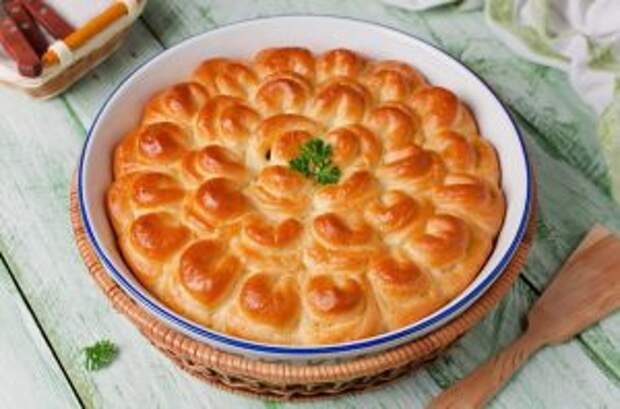 Фото к рецепту: Пирог с мясомХризантема