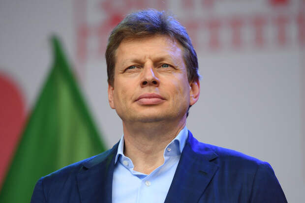 Глава СКР Гуляев анонсировали возвращение российских юниоров с флагом и гимном