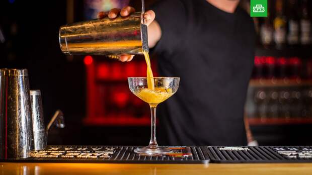 Рестораны столицы подготовили тематические коктейли к Московской неделе моды