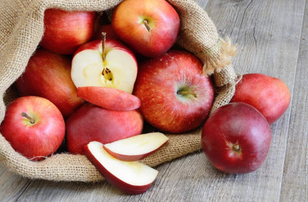 Выводы ученых: Яблоки улучшают работу мозга