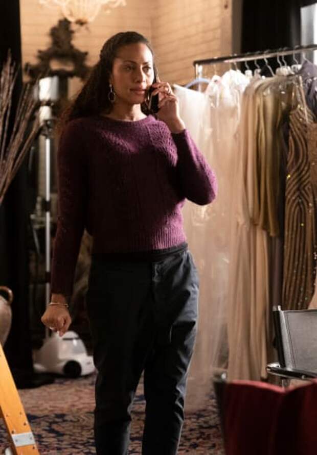 Regina is Frustrated - Tall - A Million Little Things Season 1 Episode 13
