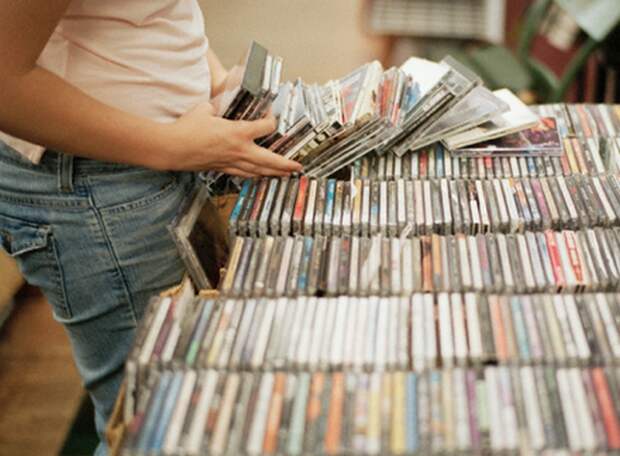 10 тысяч дисков в коллекции Мураками.
