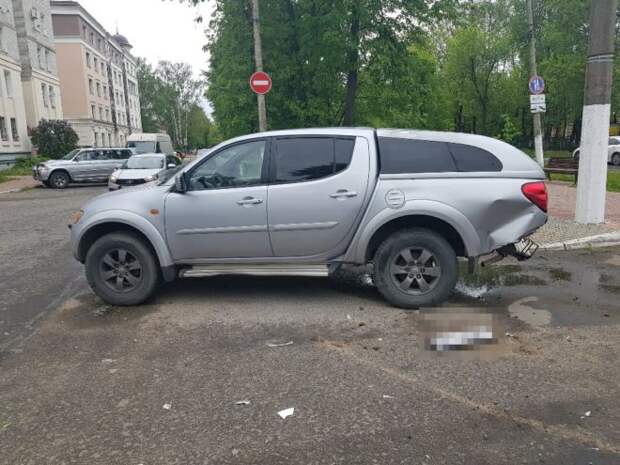 Опубликовано видео момента столкновения "БМВ" с "ВАЗом" в Твери